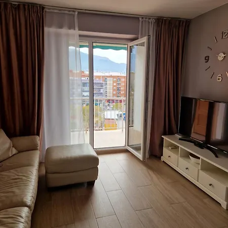 Moncada Apartment